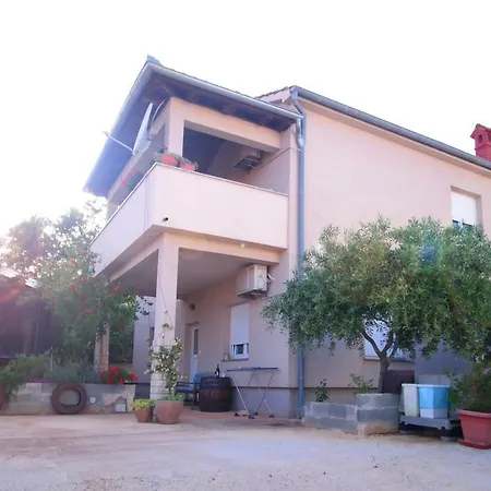 Simba Apartment *