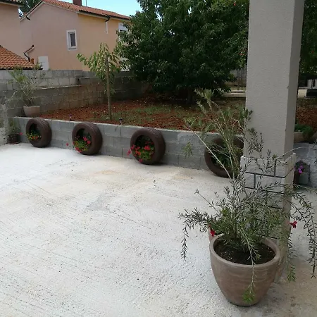 Simba Apartament *
